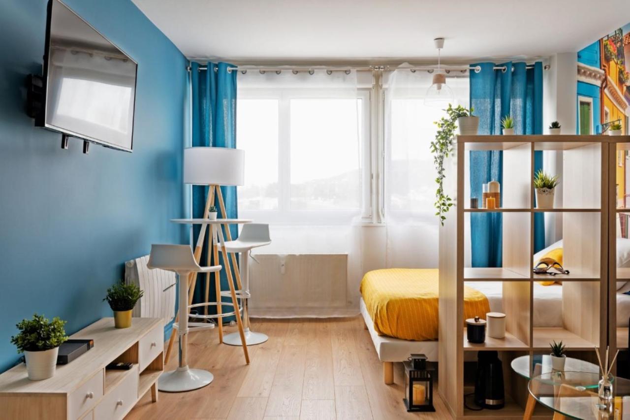 Color & Cosy Dardilly Apartment Екстериор снимка